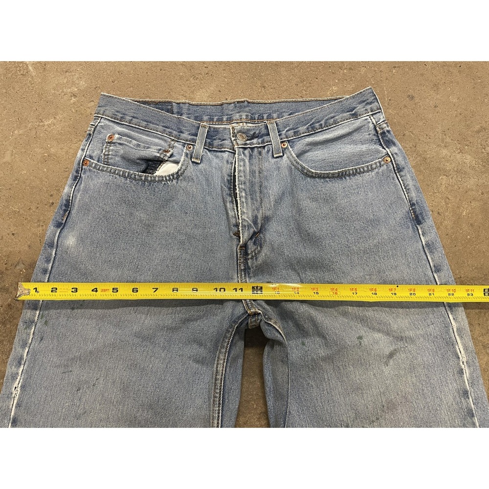 Levis 550 Jeans Mens 34x34 Light Wash Blue Relaxed Tapered Zip Fly Distressed - Picture 16 of 16
